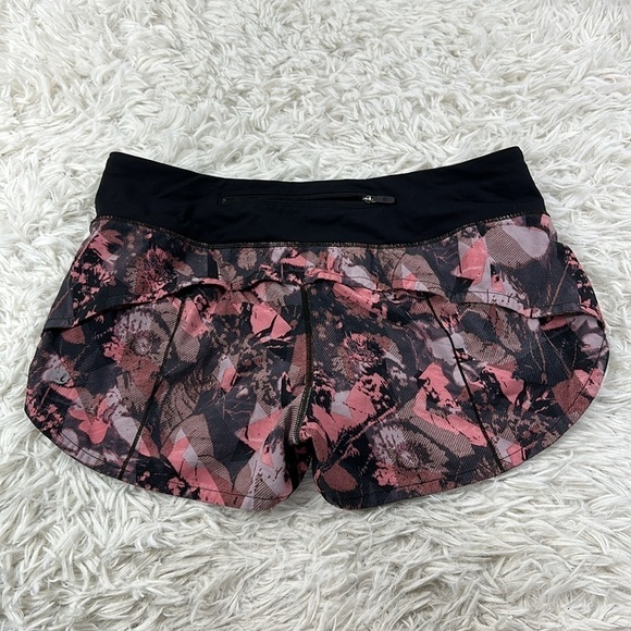 Lululemon Speed Up Short 2.5" Translucence Alpine White Multi / Black - Picture 4 of 7